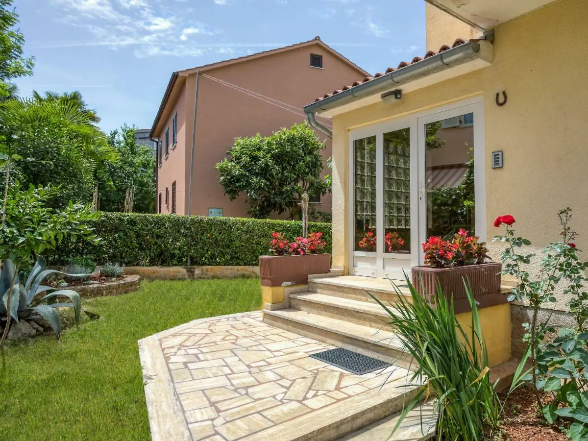 Apartment Daria-1 By Interhome Porec